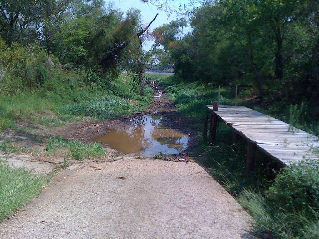 Lake Palestine boat launch August 2011