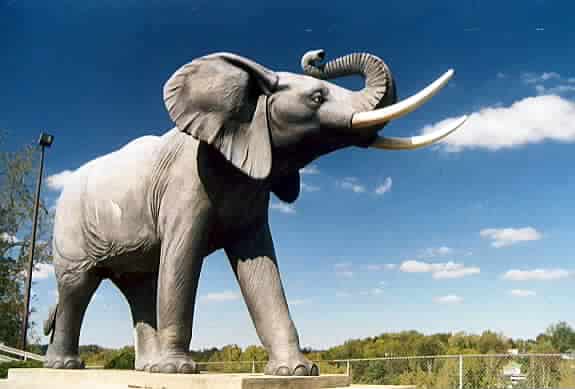 Jumbo statue, St. Thomas, Ontario