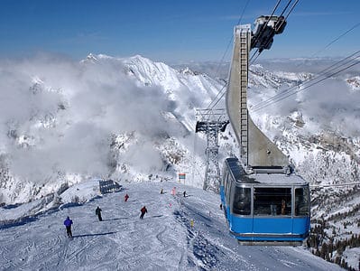 A Discover the 3 Highest Ski Resorts in the World