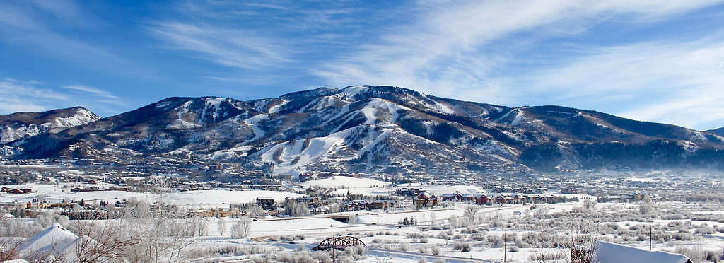 Steamboat ski resort has an average annual snowfall of 368 inches