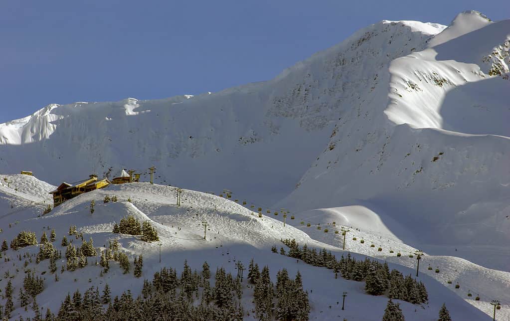 dốc trượt tuyết ở Alaska