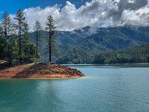 What’s the Largest Man Made Lake in California? Picture
