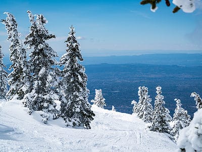 A Best Skiing In New Mexico: The Best Mountains and Dates for the Best Snow Experience