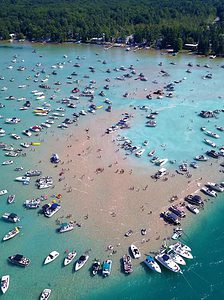 How Deep is Torch Lake? Discover Northern Michigan’s Deepest Lakes Picture