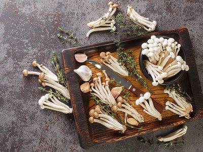 A Shimeji Mushrooms: A Complete Guide