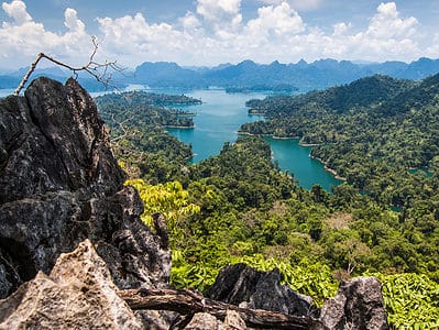 A 10 Beautiful National Parks in Thailand