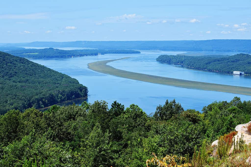 Tennessee River