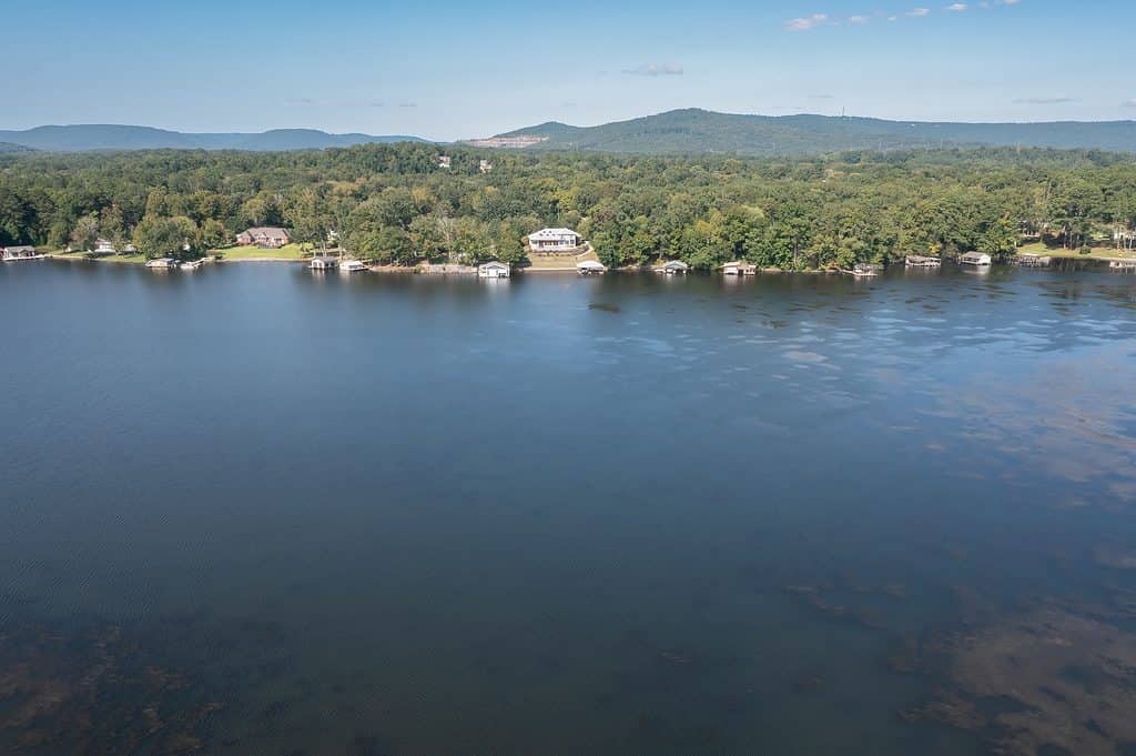 Guntersville Lake is the largest man-made lake in Alabama