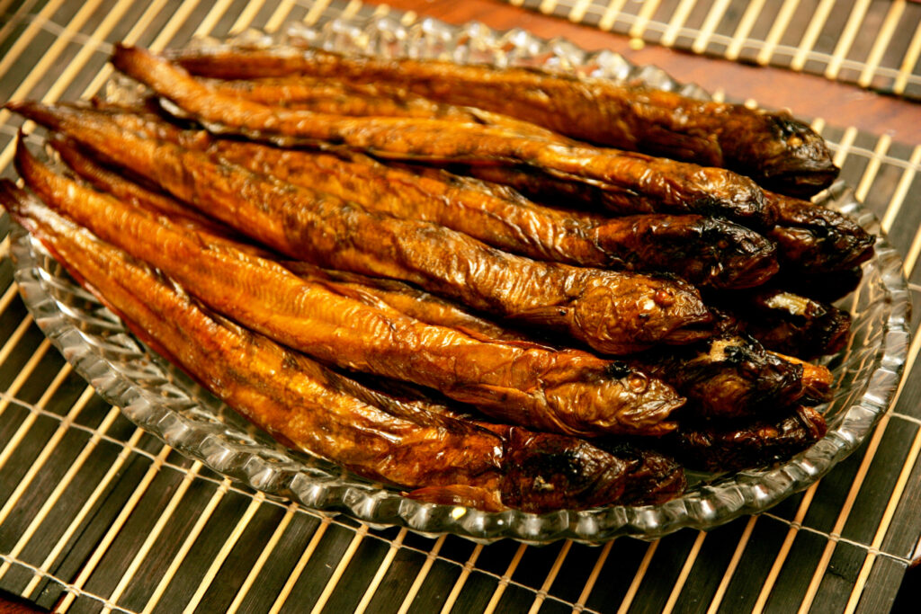 smoked eelpouts