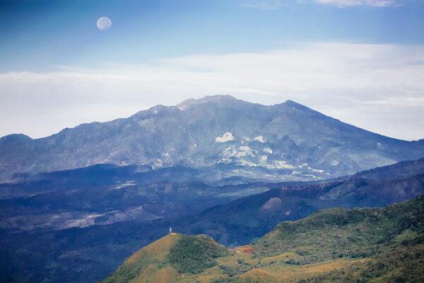 To visit Volcán Barú National Park, you must enter from Boquete.