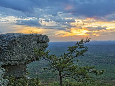 A Discover the Highest Point in Alabama