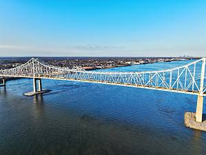 Discover The Longest Bridge In Pennsylvania — A 13,912- Foot Monster Picture