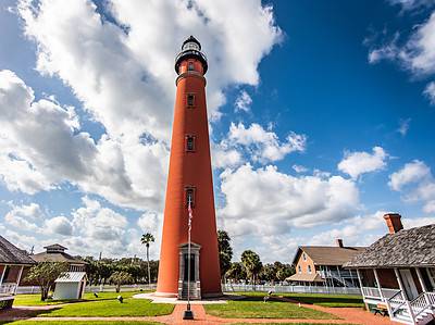 A Discover the Tallest Lighthouse Along the Florida Coast