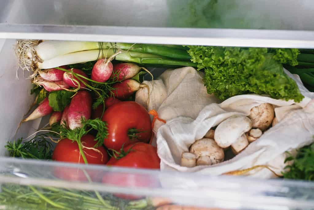 Button mushrooms storage refrigerator bag