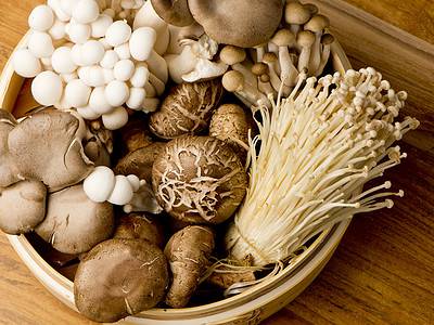 A How to Store Fresh Mushrooms