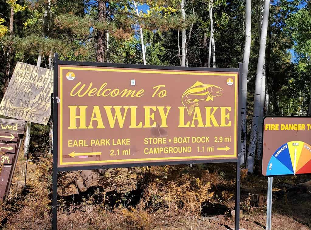 Hawley Lake Sign
