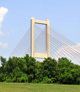 Discover the Highest Bridge in Louisiana- A 502-Foot Mammoth photo