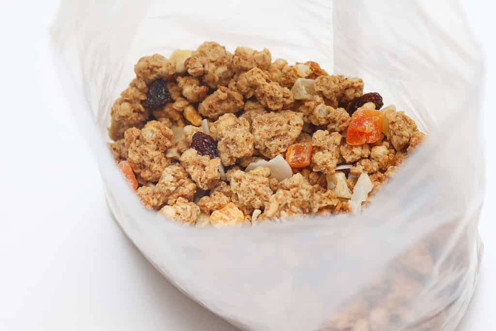 Can Dogs Eat Granola (Bars or Mix)? What Are The Risks? - A-Z Animals - Can Dogs Eat Healthy Banana Almond Butter Granola