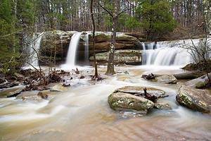 Discover the Tallest Waterfall in Illinois Picture