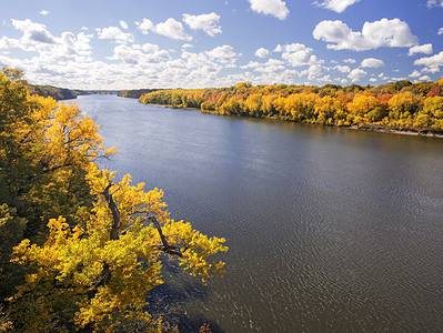 A Can Diverting the Mississippi River Save the West? 3 Ways to Save the Drought-Stricken West
