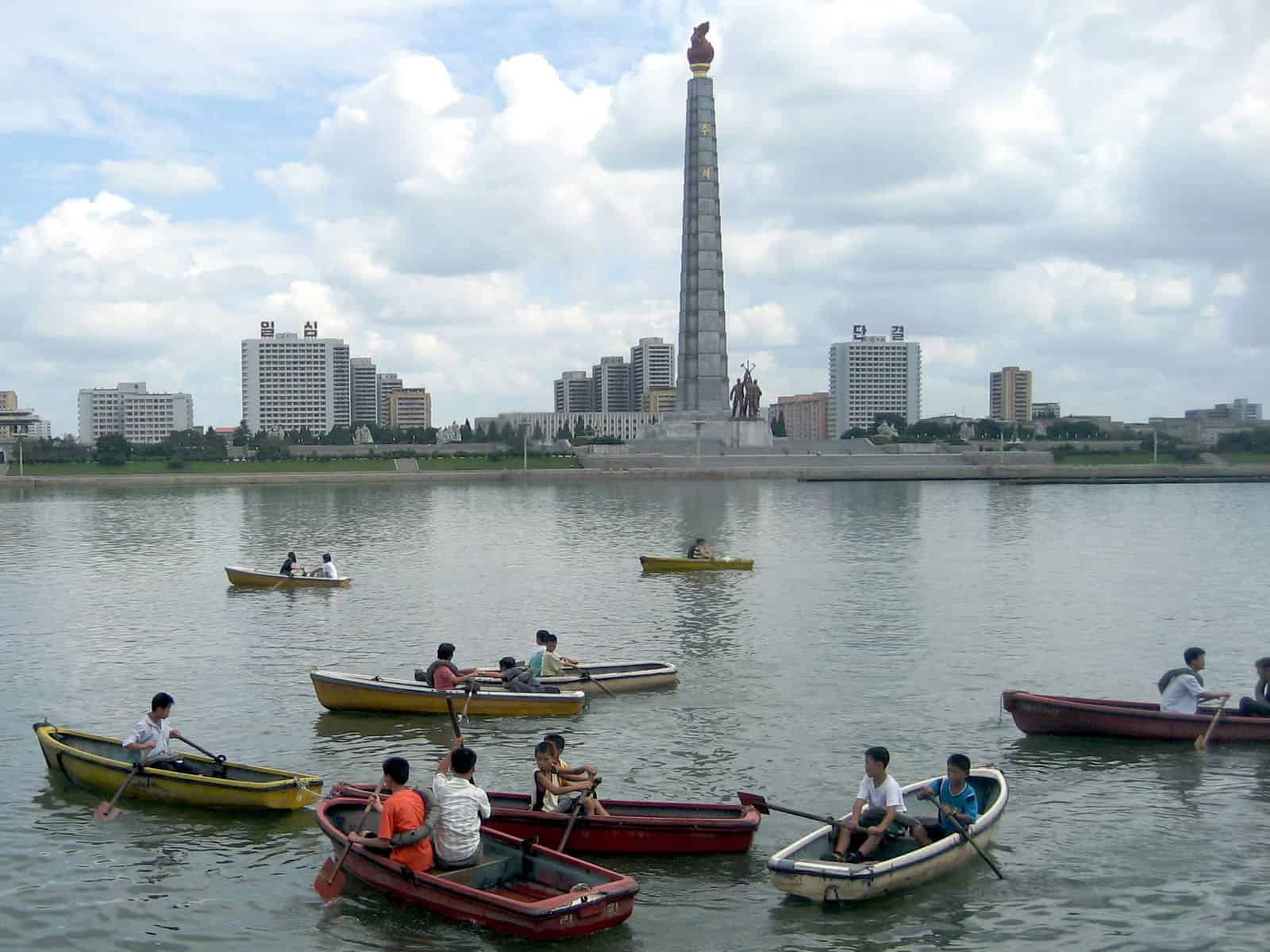 Rivers In Korea   Taedong River Pyongyang 5063216869 