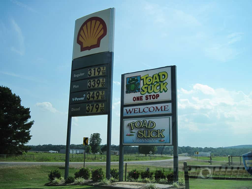The gas station welcomes drivers to Toad Suck, Arkansas.