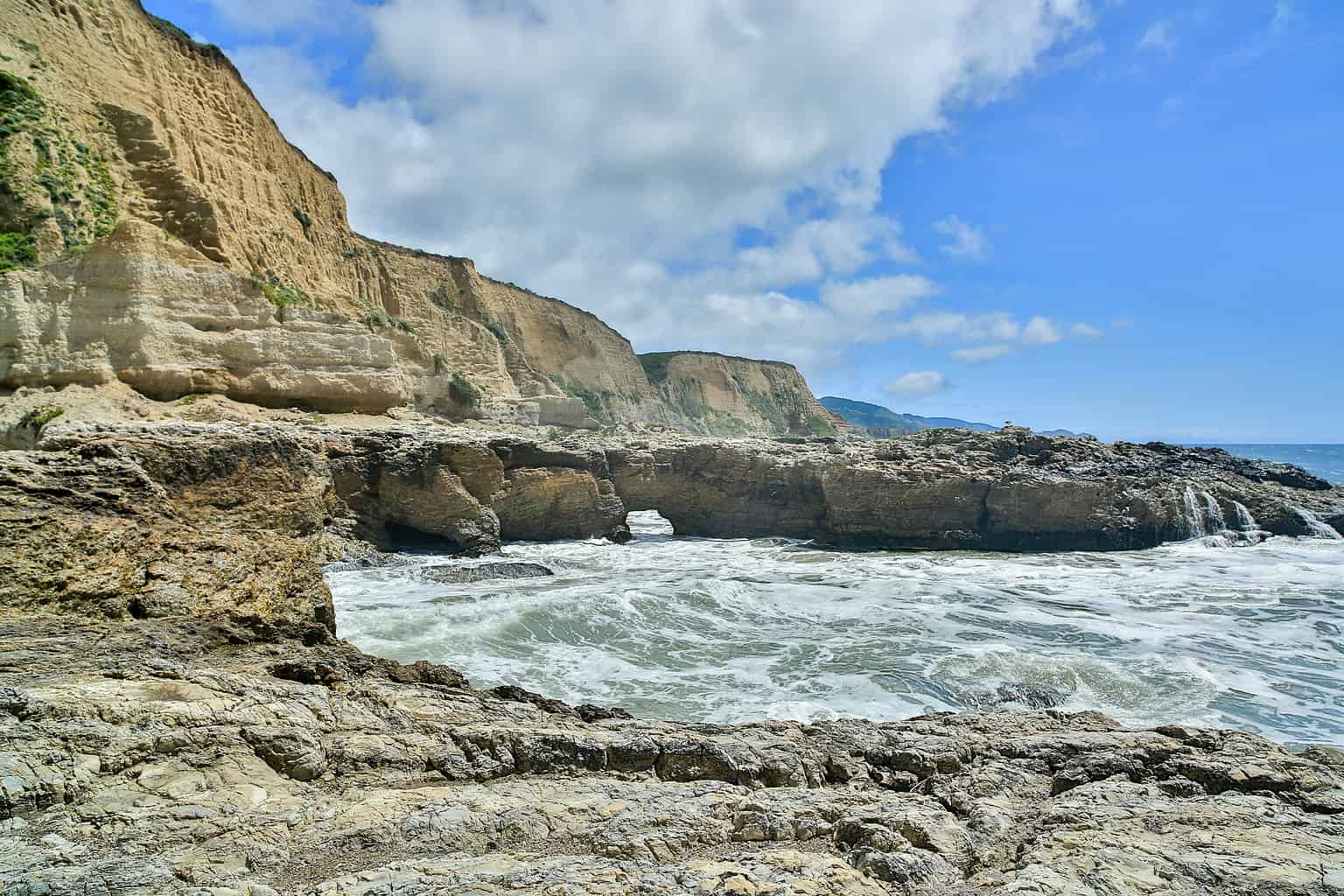 The 7 Most Spectacular Sea Caves in the U.S. - AZ Animals