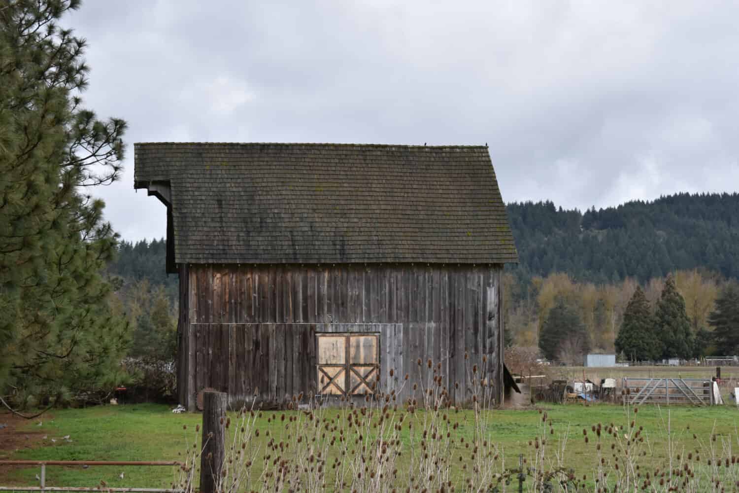 Old Oregon Barn in Brownsville