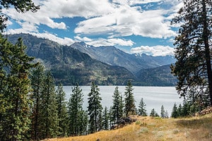 Discover How Wide Washington’s Lake Chelan Is at Its Widest Point Picture