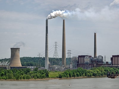 A The Tallest Structure in West Virginia Is a Gigantic, 1,206-Foot Chimney