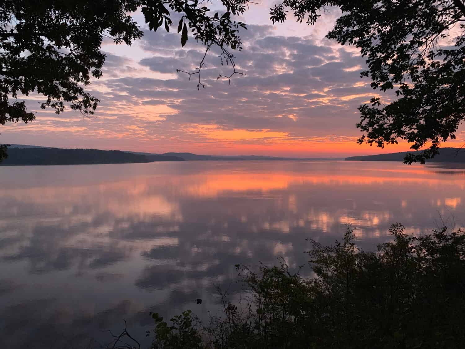 Beautiful sunrise on Lake Maumelle, AR