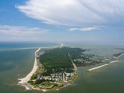 A The Longest Beach in Alabama Is 14 Miles of Paradise