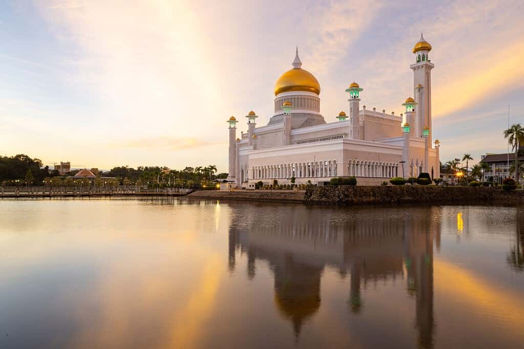 iconic building in Bandar Seri Begawan Brunei,Sultan Omar Ali Saifuddin Mosque during sunset.