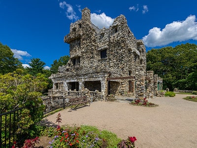 A Discover 7 Magnificent Castles Found in Connecticut