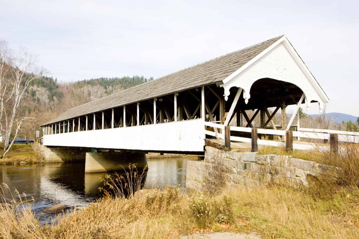 Stark Covered Bridge (1862), New Hampshire, USA