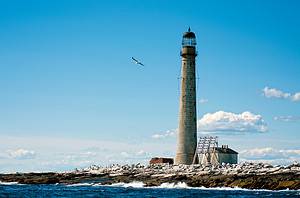 The Tallest Lighthouse in Maine Is a Towering Masterpiece photo
