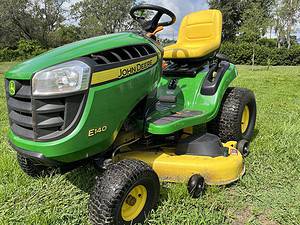 4 Reasons to Buy a John Deere Lawnmower Today Picture