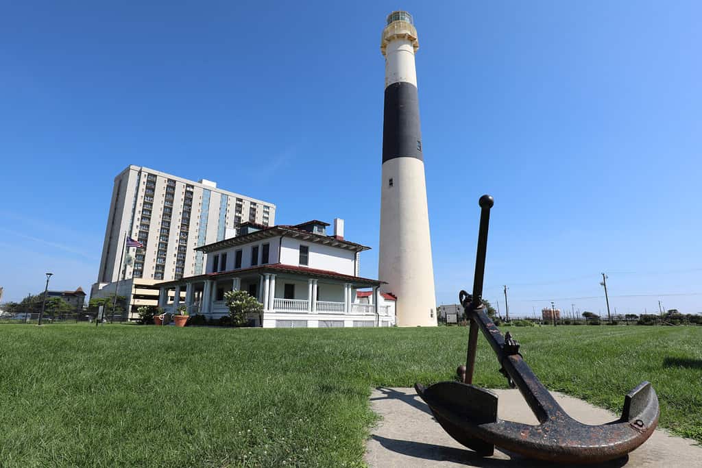 Abescon Lighthouse in Atlantic City with anchor