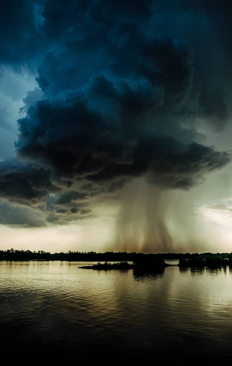 Scattered Thunderstorms Meaning: Explaining Their Nature and Impact ...