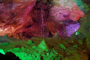 9 Amazing Caves in Pennsylvania (From Popular Spots to Hidden Treasures) Picture