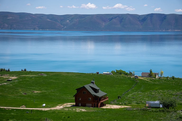 The 12 Best Fishing Lakes in Idaho (And the Types of Fish to Expect ...