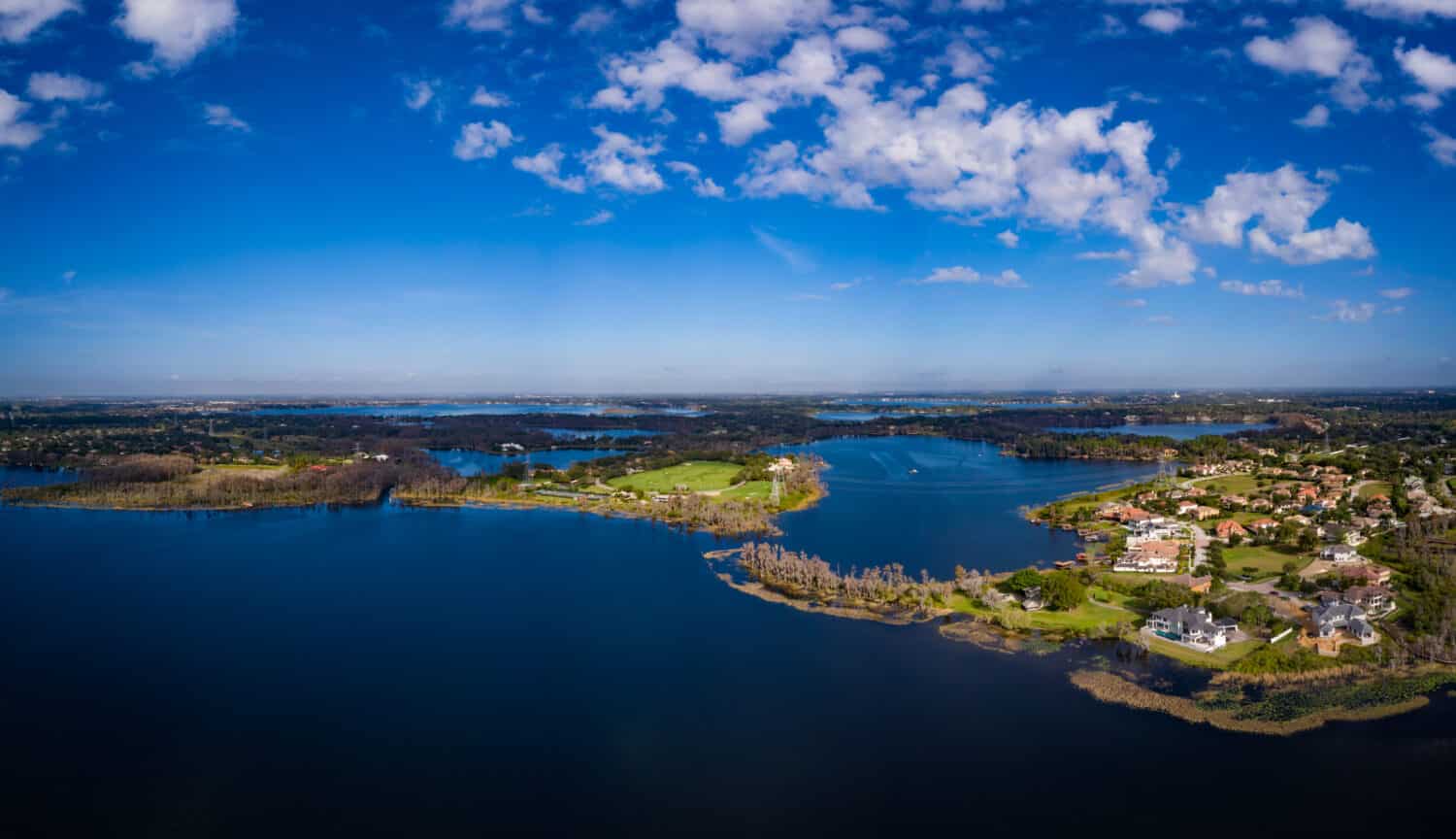 Aerial view of Windermere Lakes in florida
