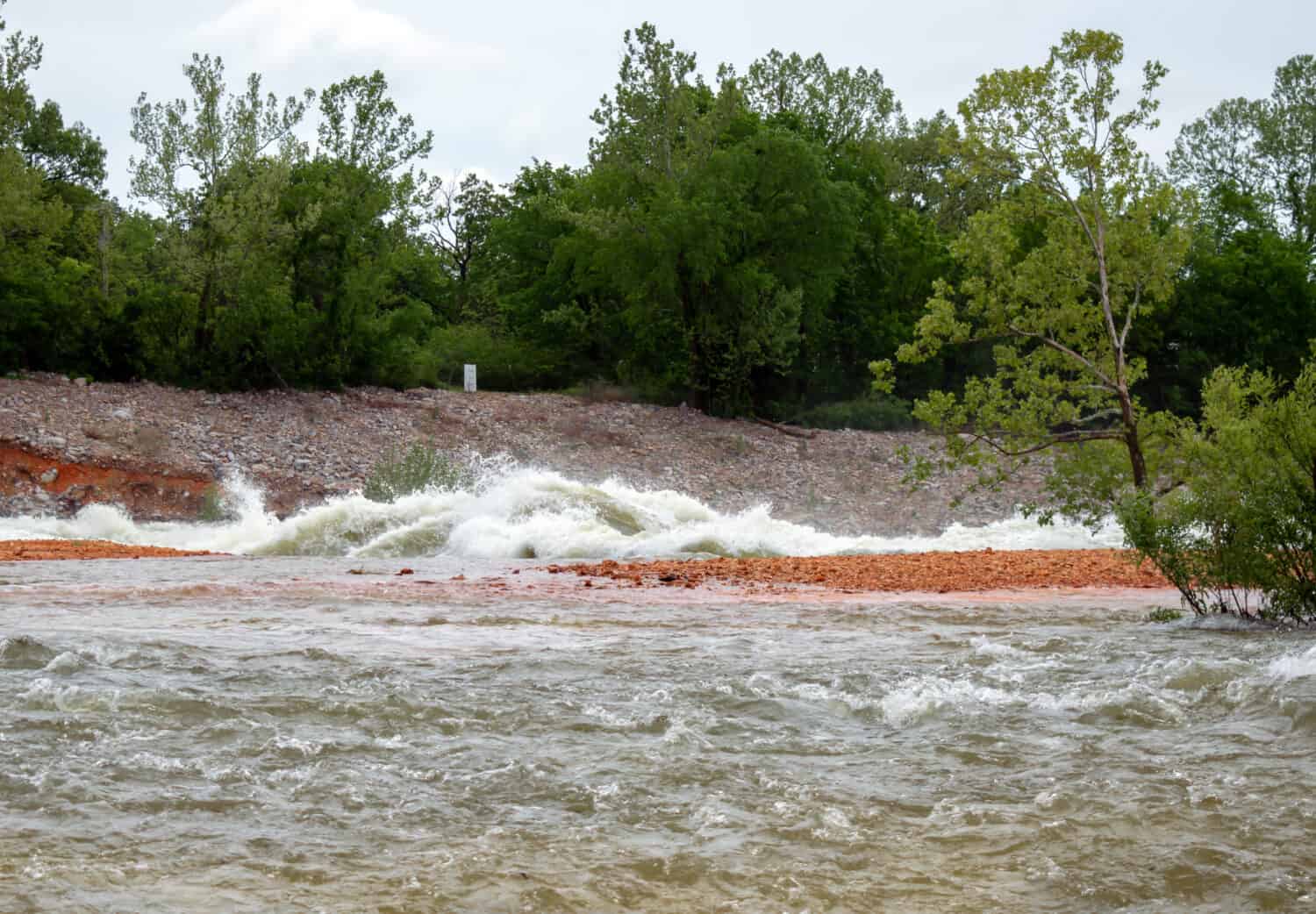 The Oklahoma flood of 2015 gives us a glimpse of what may happen if the largest dam in Oklahoma were to break.