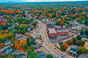 Discover When Leaves Change Color in New Hampshire (Plus 5 Towns with Beautiful Foliage) Picture