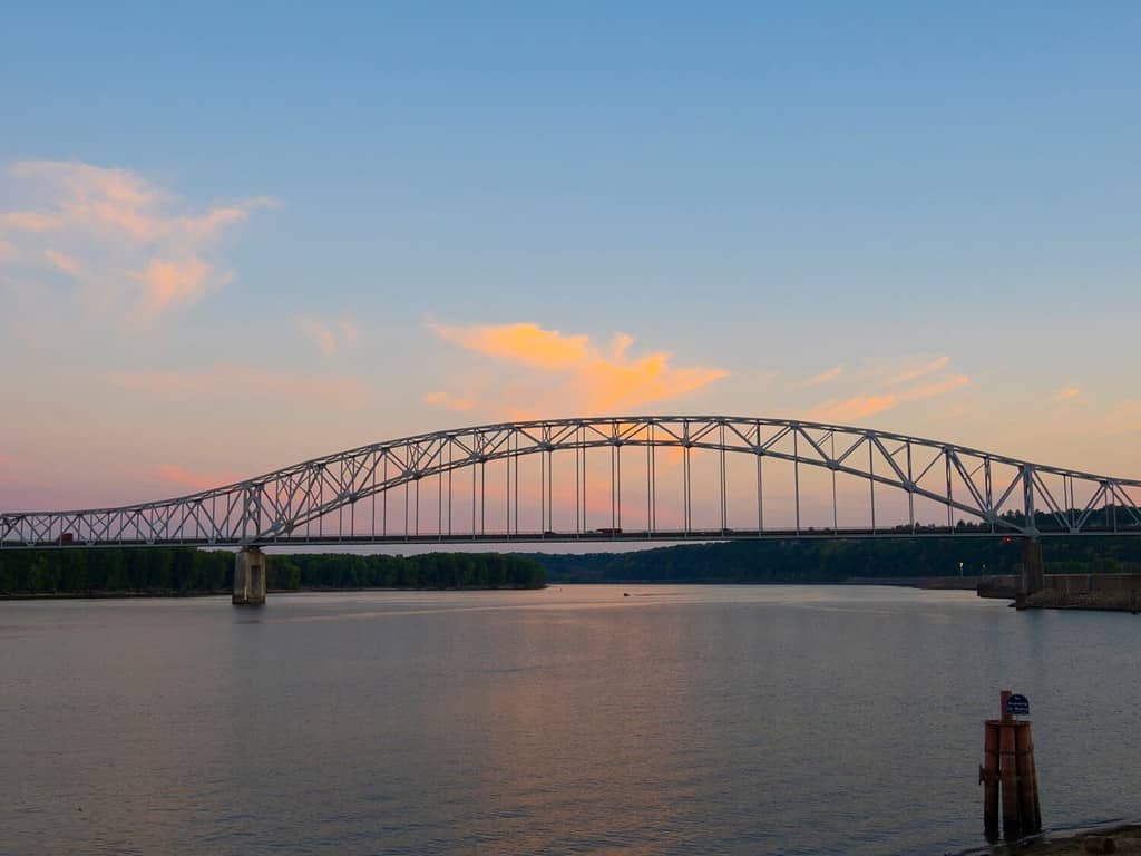 Iowa, Dubuque. Julien Dubuque bridge, spans the Mississippi River between Iowa and Illinois