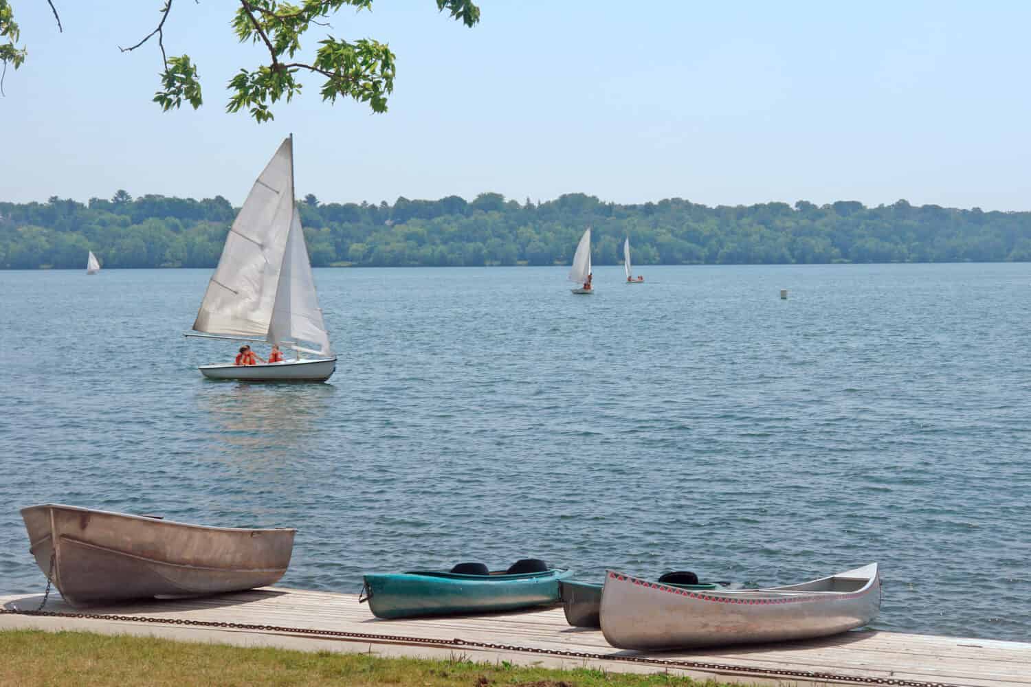 A picture of  a sailing activity on Lake Harriet in Minneapolis Minnesota