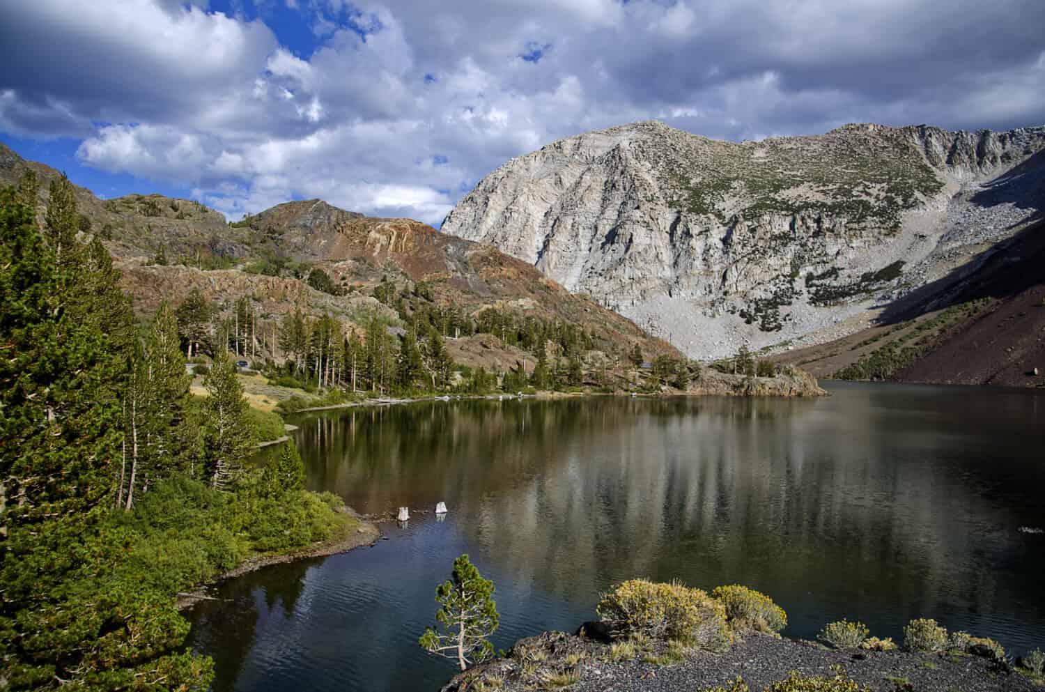 Ellery Lake, set in the upper Lee Vining Canyon,few miles from Yosemite National Parks east entrance. Ellery Lake offers beautiful Alpine scenery,great fighing and camping.