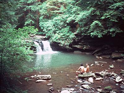 A The Best Swimming Spots in Tennessee: Lakes, Rivers, and More