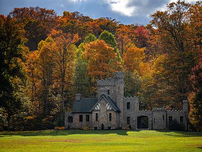 A Discover 5 Gorgeous Castles Found in Ohio