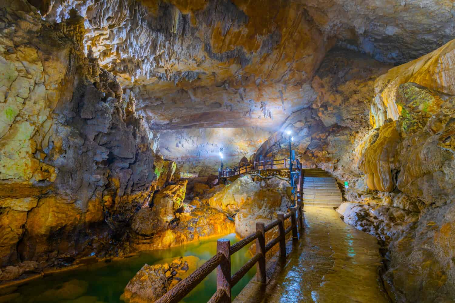 Akiyoshido Cave Yamaguchi in Japan.This is one of Japan’s largest limestone caves.